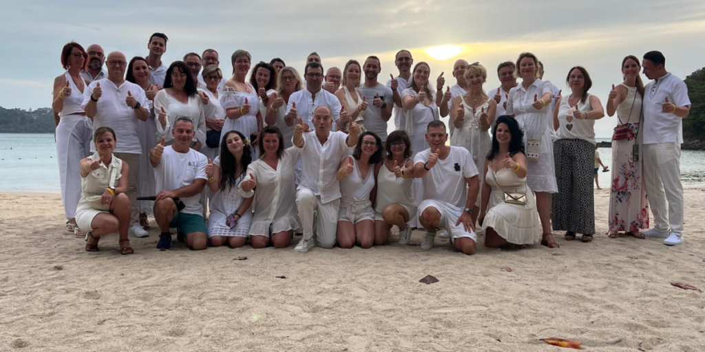 Les franchisés dietplus lors du voyage en Thaïlande en 2025.